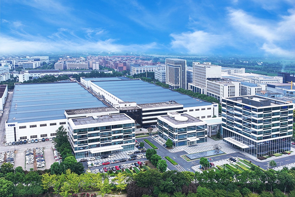 智能裝備核心基地